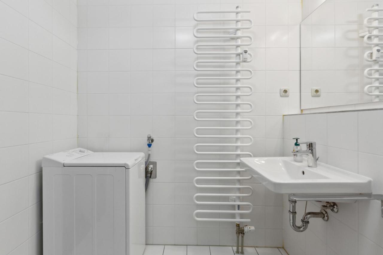 Eindrucksvolle Zwei-Zimmer-Wohnung Mit Balkon Und Grosser Kueche Leipzig Dış mekan fotoğraf