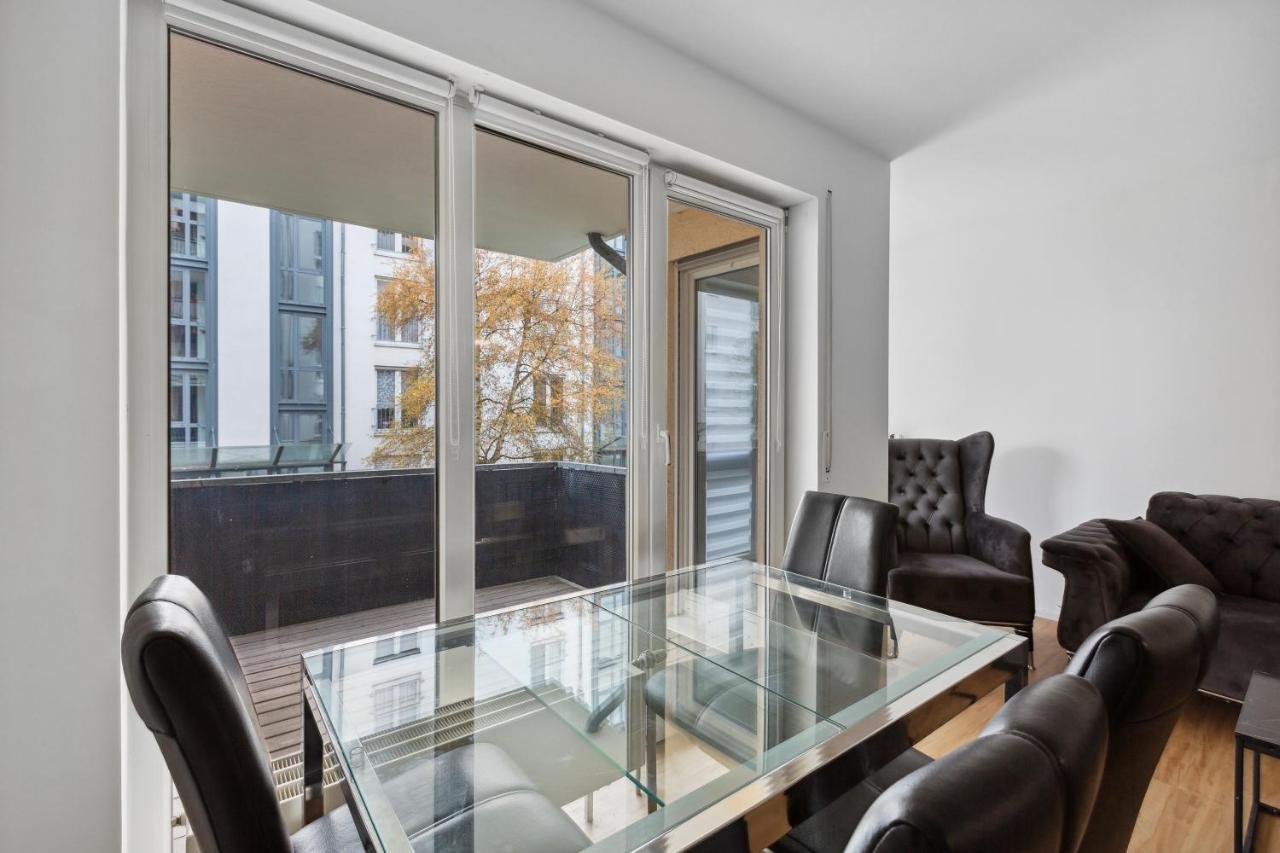 Eindrucksvolle Zwei-Zimmer-Wohnung Mit Balkon Und Grosser Kueche Leipzig Dış mekan fotoğraf